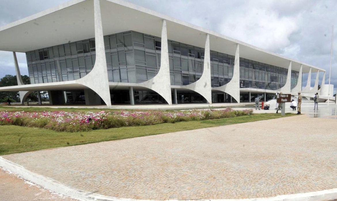 Geral Decreto simplifica recebimento de doações pela administração pública