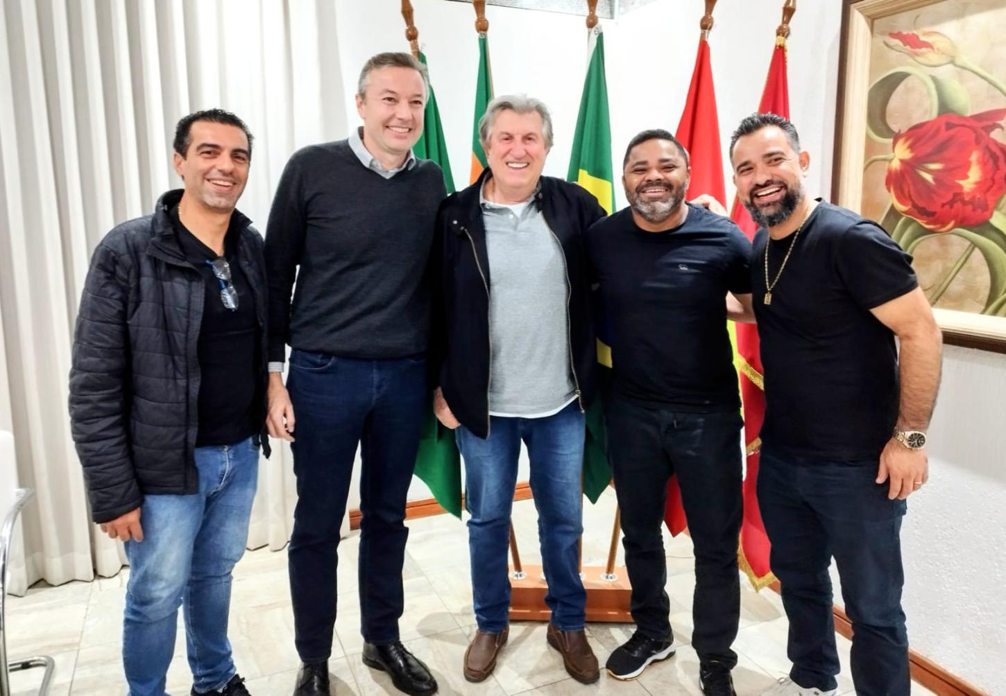 Camboriú recebe mais de R$ 4 milhões em investimentos anunciados por deputados