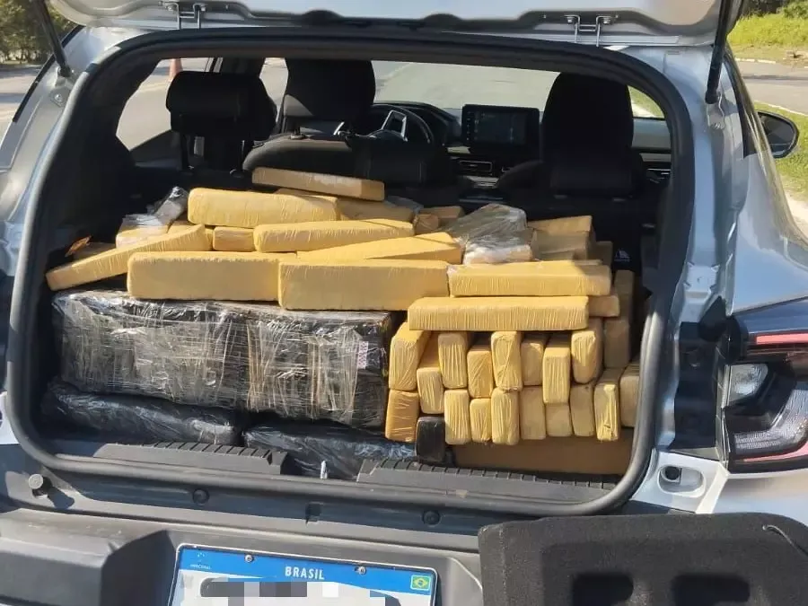 Casal é preso com mais de 230 quilos de drogas que teriam como destino final BC