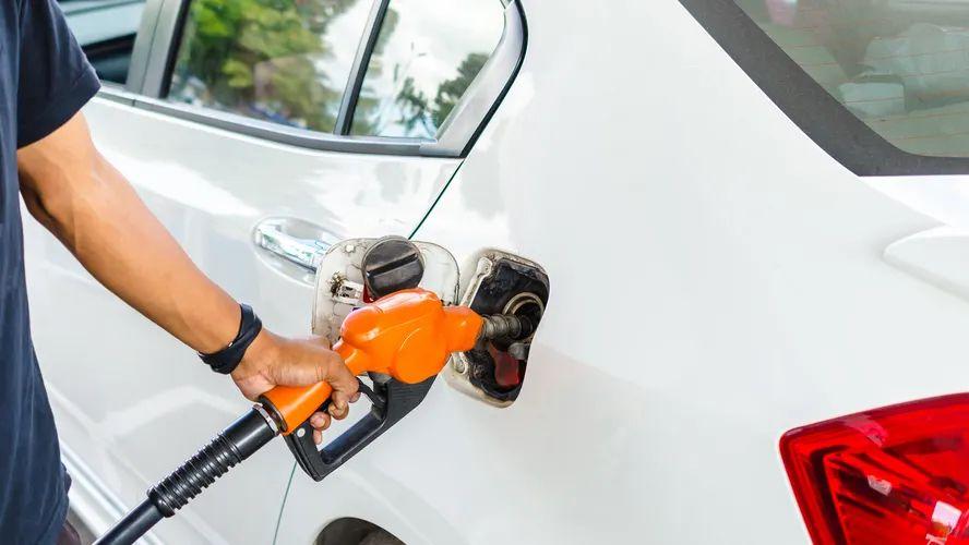 Combustíveis têm leve recuo em Itajaí, mas variação entre postos continua grande