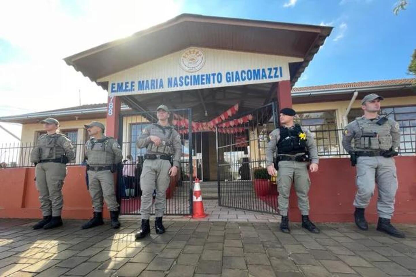 Criança morre e outras três pessoas ficam feridas em ataque a faca em escola no norte do RS