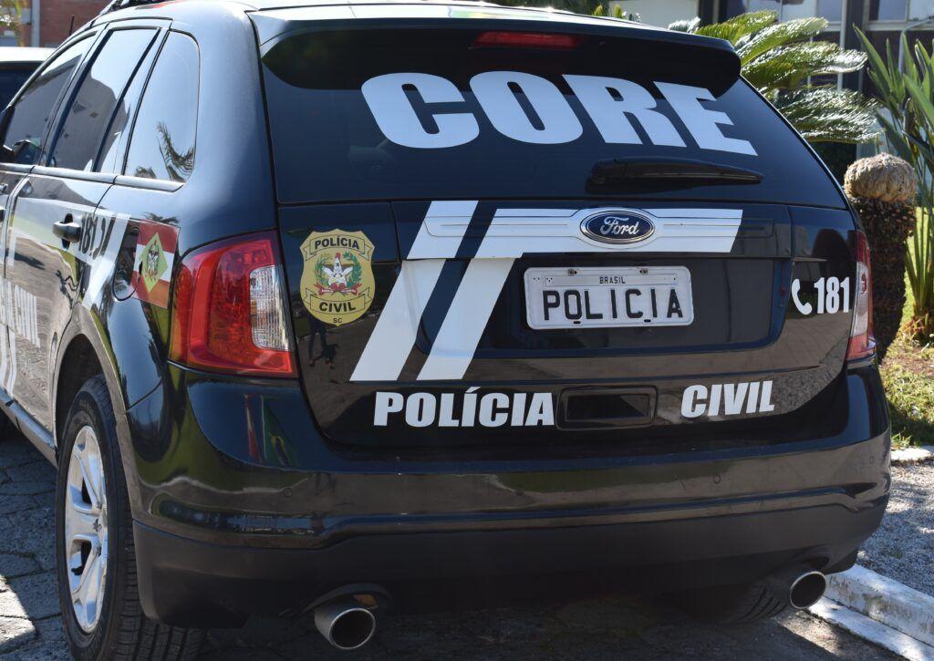 Foragido por furto é preso pela Polícia Civil em Ilhota