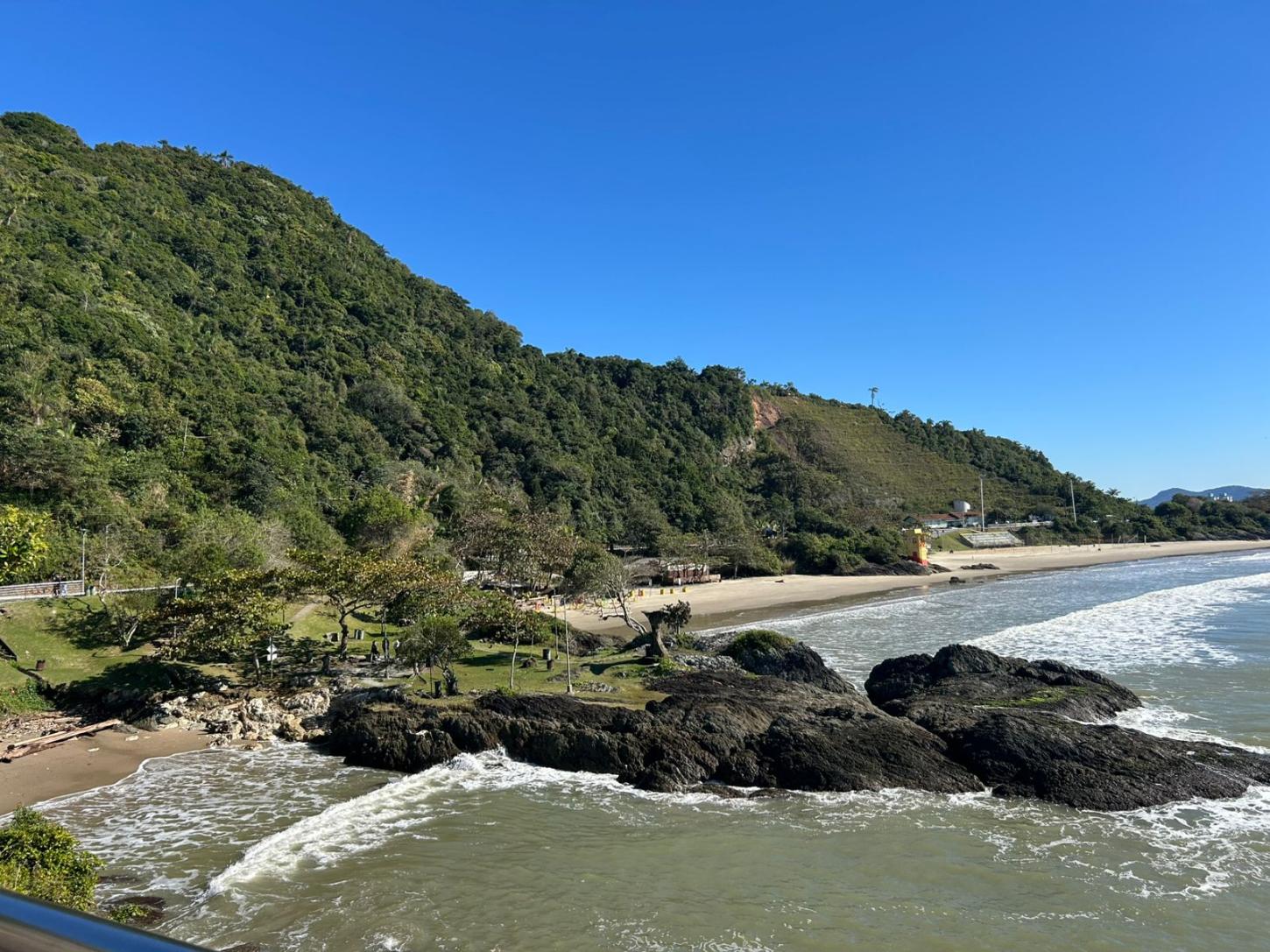 Fim de semana gelado com sol envergonhado em Itajaí e região