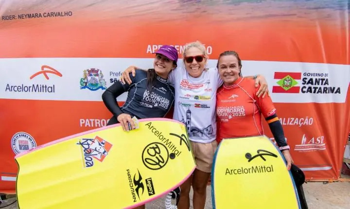 Luna Hardman, bicampeã mundial de Bodyboarding, conquista vitória histórica no São Chico Bodyboard Pro 2025