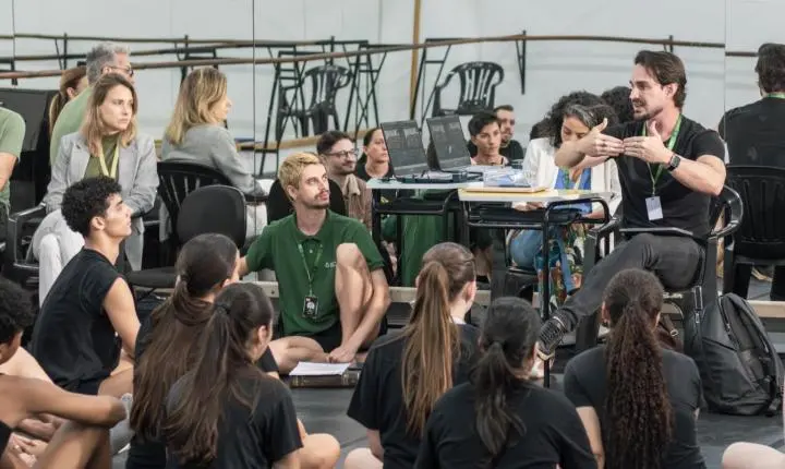 Natal de Joinville 2026 abre oportunidades para cantores e atriz