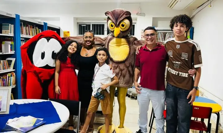 Sexto livro de Paulo Santos é lançado em Navegantes e reúne autoridades, educadores e comunidade