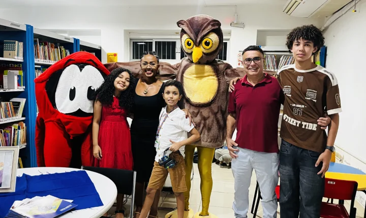 Sexto livro de Paulo Santos é lançado em Navegantes e reúne autoridades, educadores e comunidade